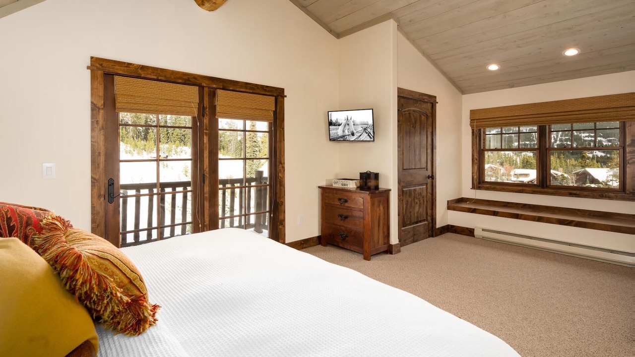 Photo of Bedroom in Powder Ridge