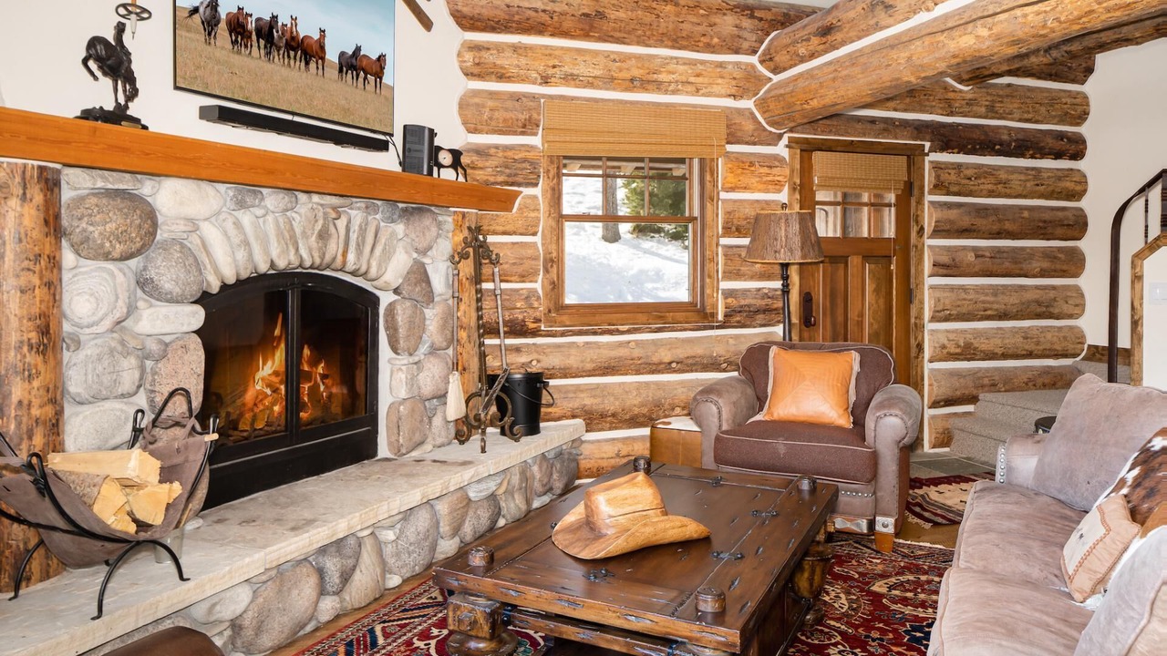 Photo of Livingroom in Powder Ridge