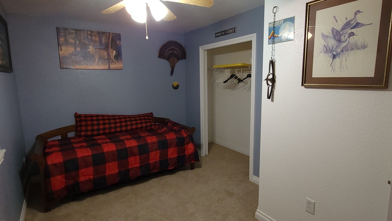 Photo of Bedroom in Victor