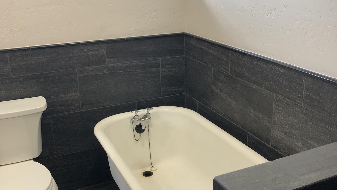 Photo of Bathroom in Lincoln County