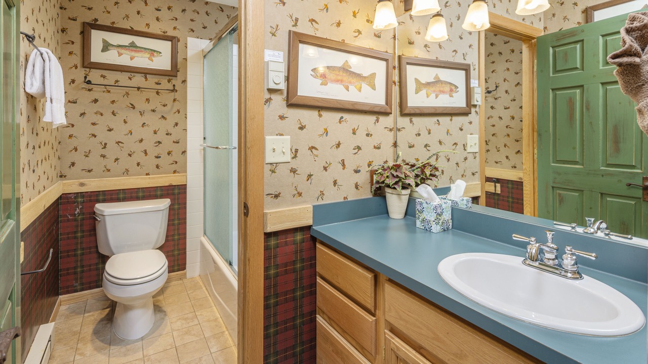 Photo of Bathroom in Big Horn