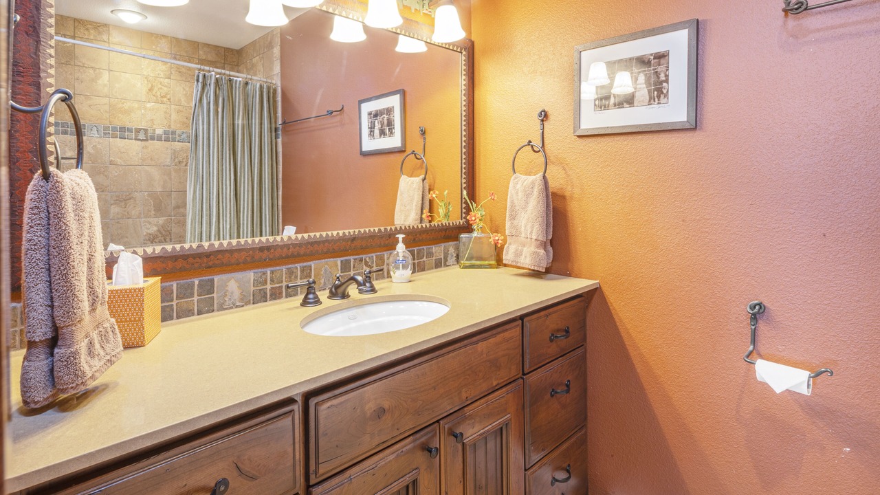 Photo of Bathroom in Big Horn