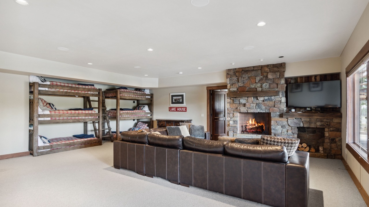 Photo of Bedroom in Eureka