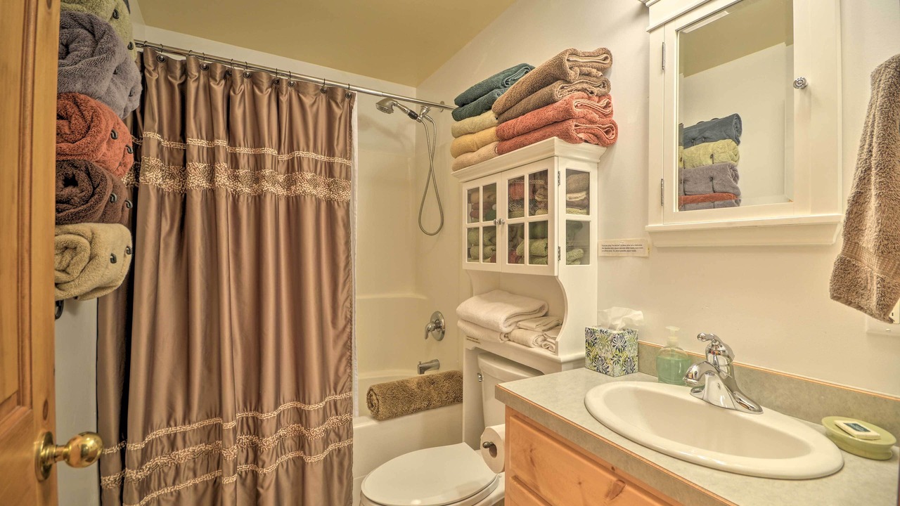 Photo of Bathroom in McLeod