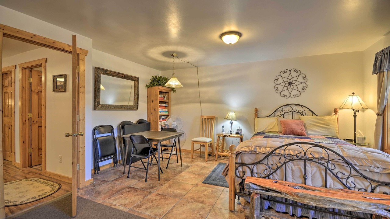 Photo of Bedroom in McLeod