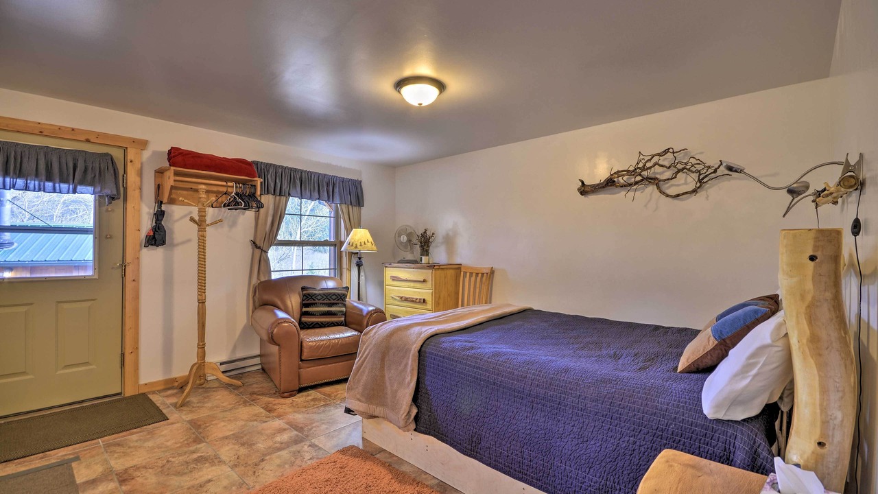 Photo of Bedroom in McLeod