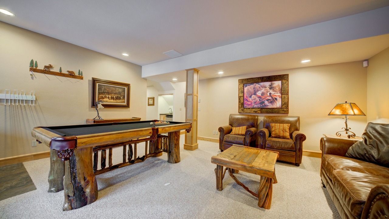 Photo of Livingroom in Powder Ridge
