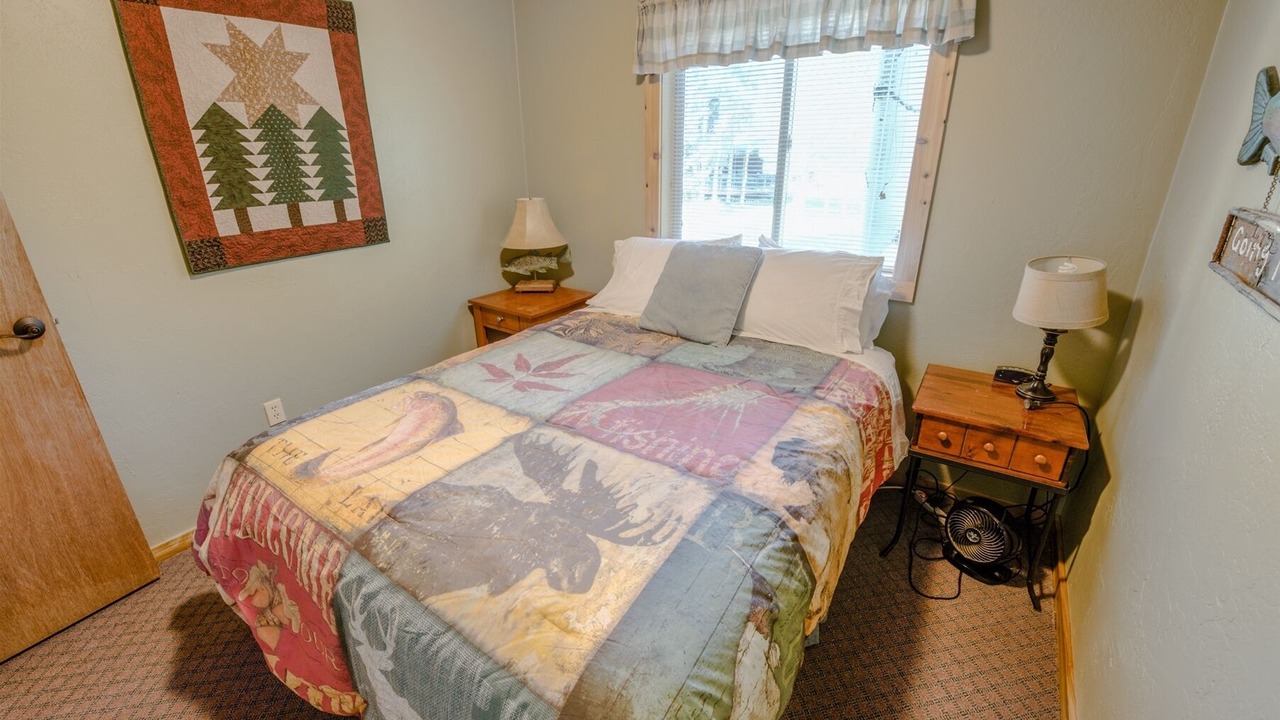 Photo of Bedroom in Lazy Acres
