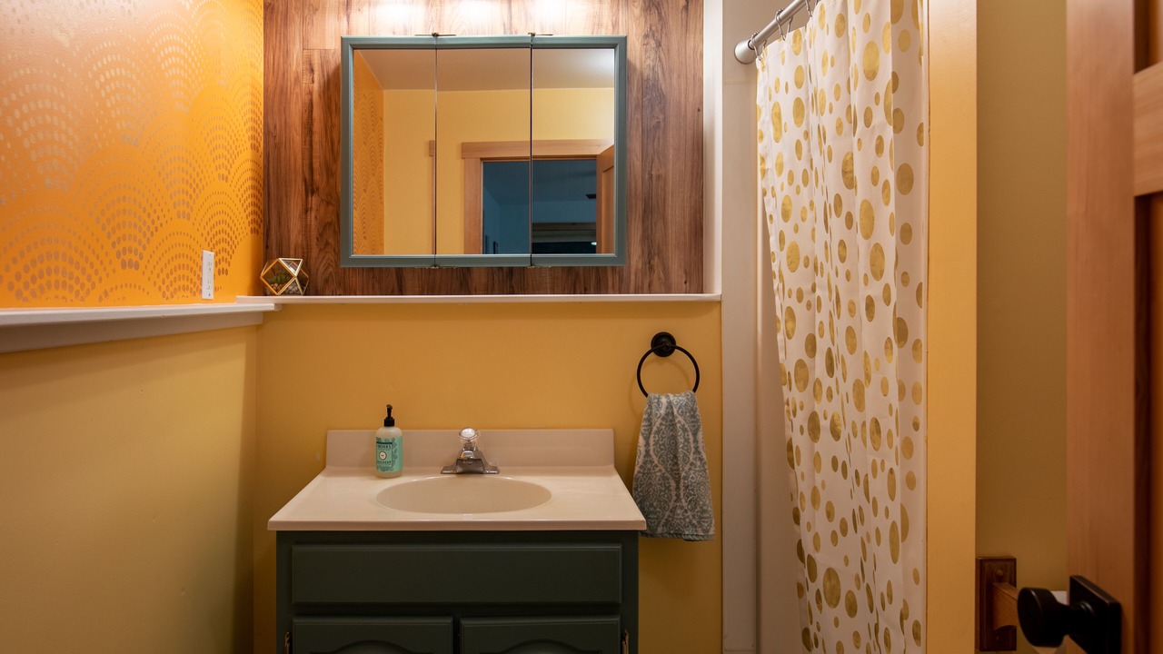 Photo of Bathroom in Kings Point