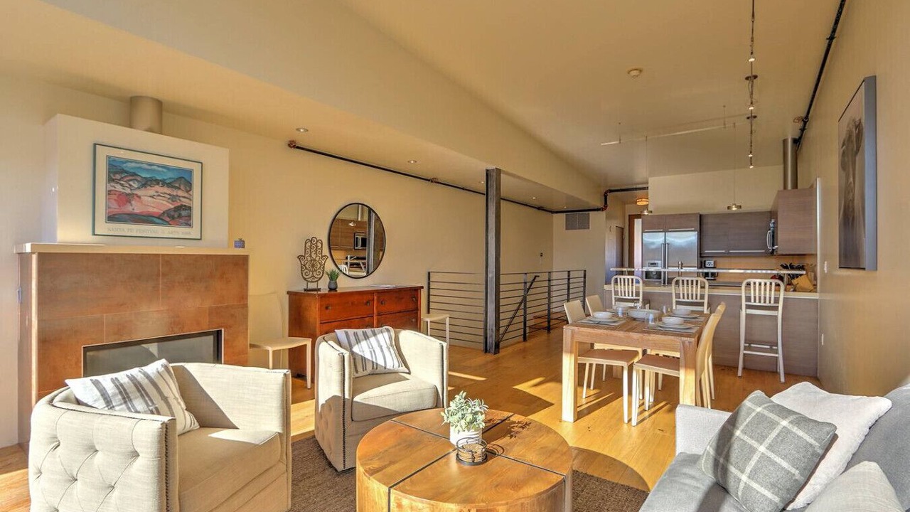 Photo of Livingroom in Dolores Lofts
