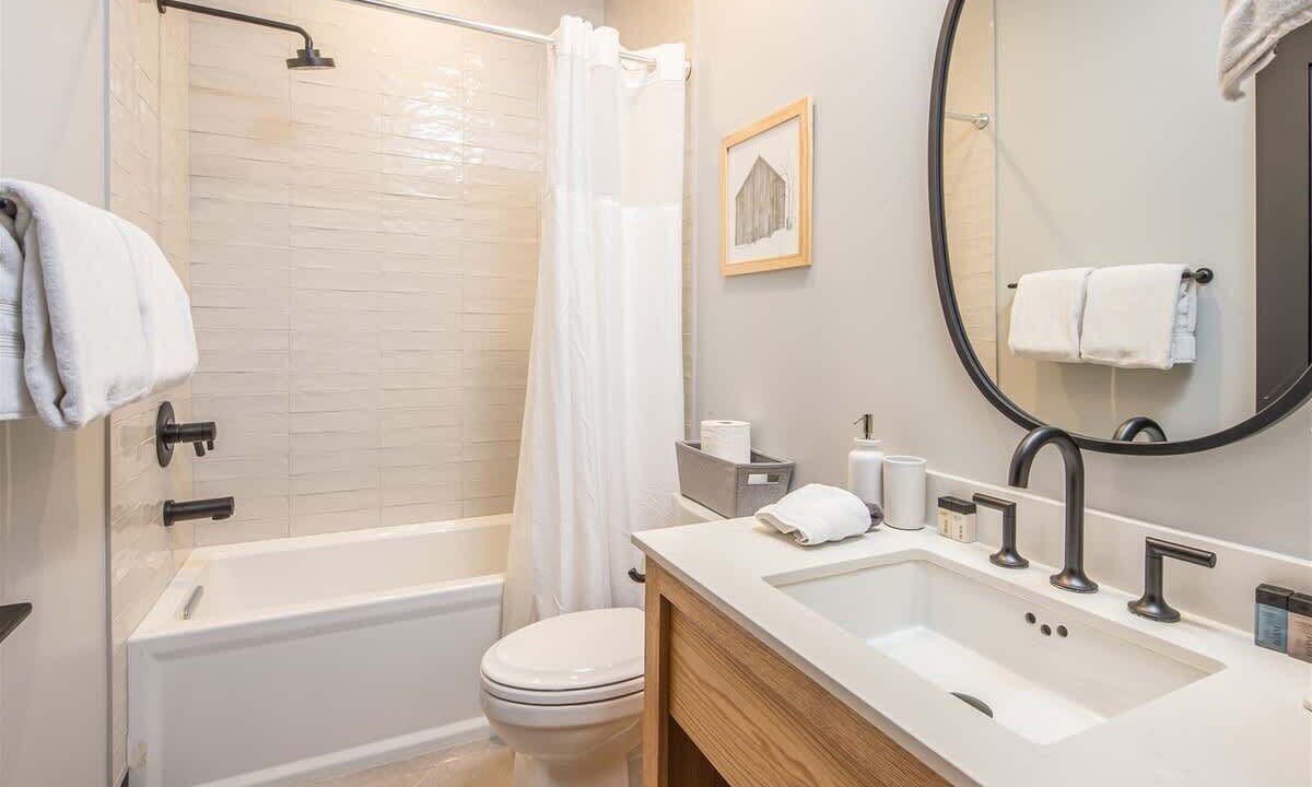 Photo of Bathroom in Big Sky