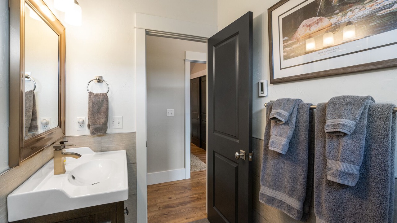 Photo of Bathroom in Valley West