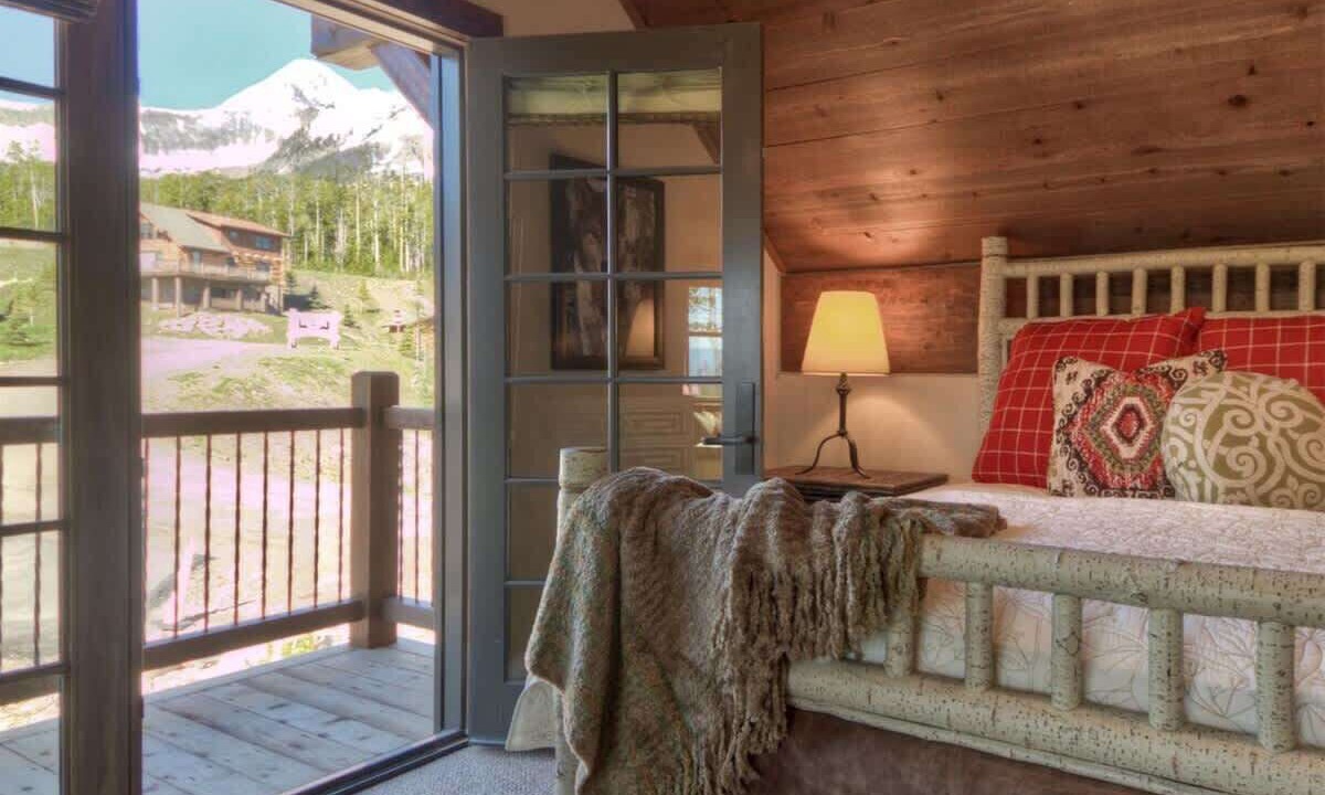 Photo of Bedroom in Powder Ridge