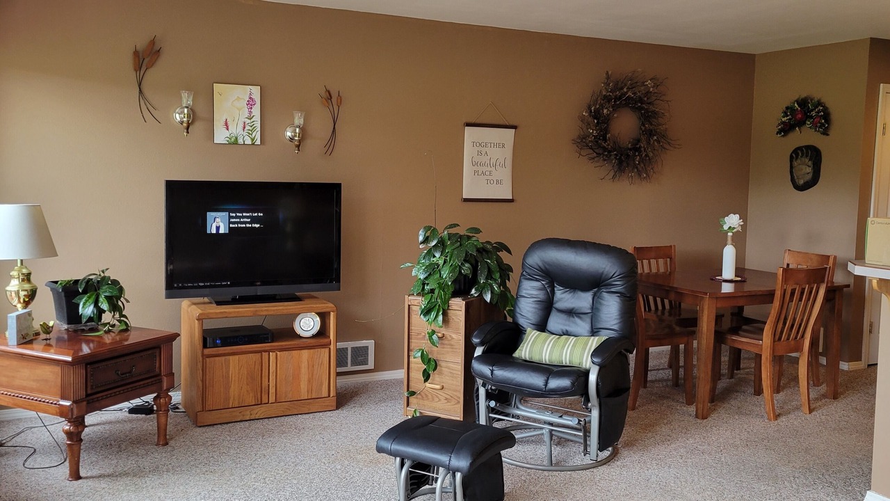 Photo of Bedroom in West Glacier