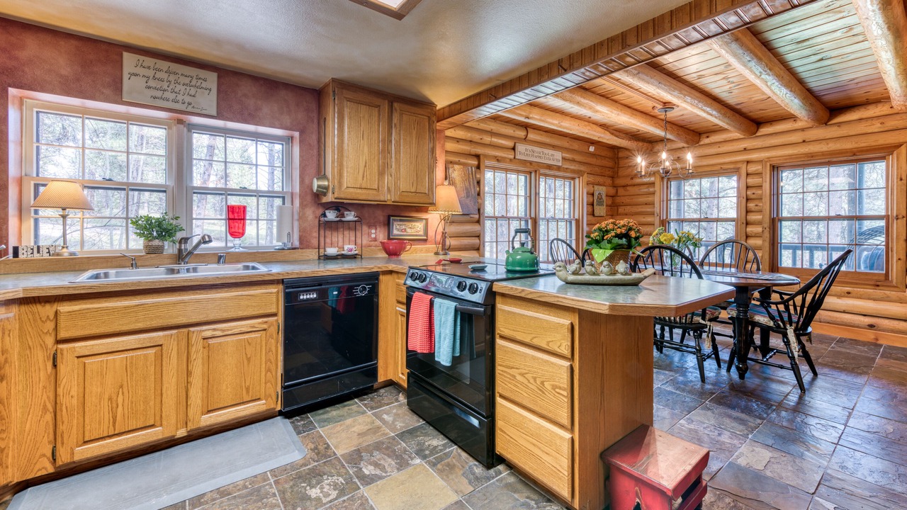 Photo of Kitchen in Grantsdale