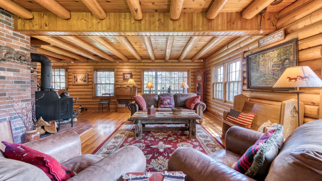 Photo of Livingroom in Grantsdale