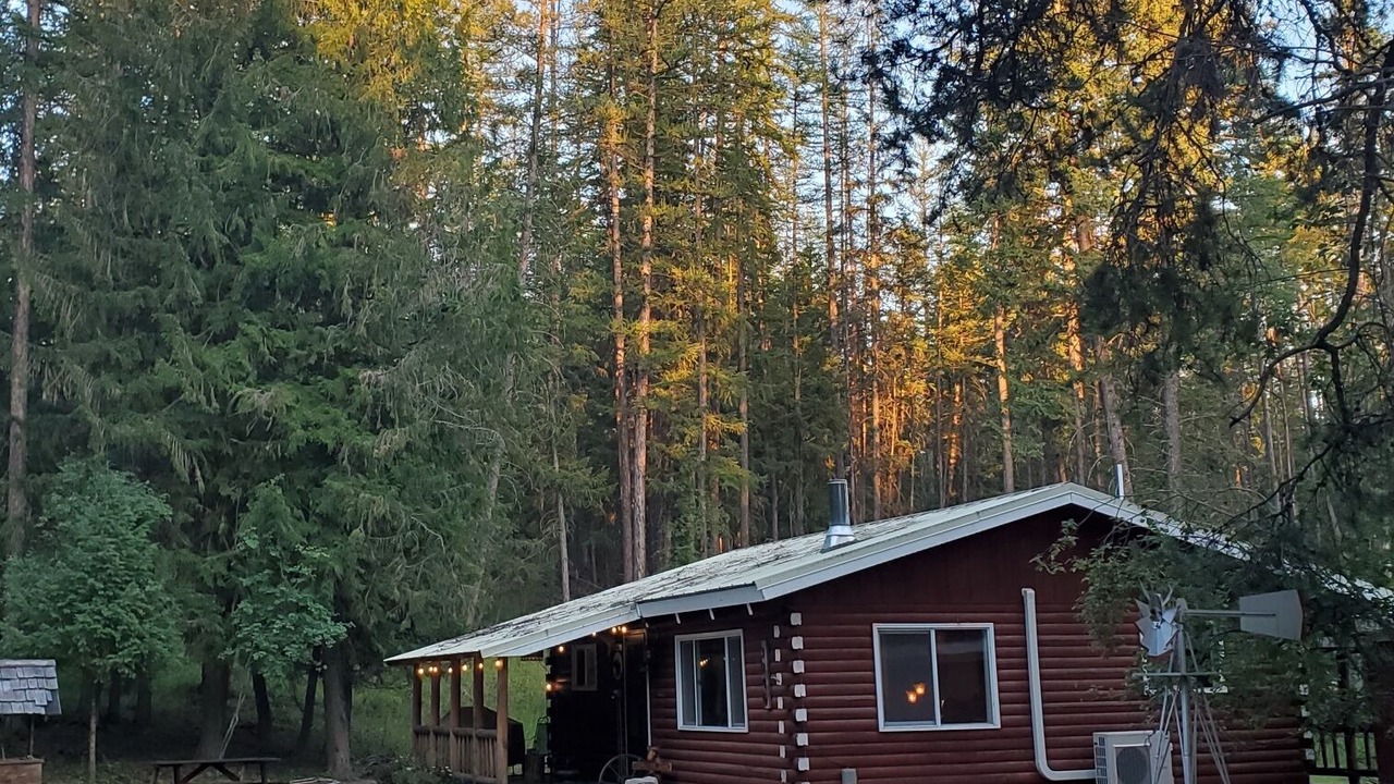 Photo of Others in Eureka