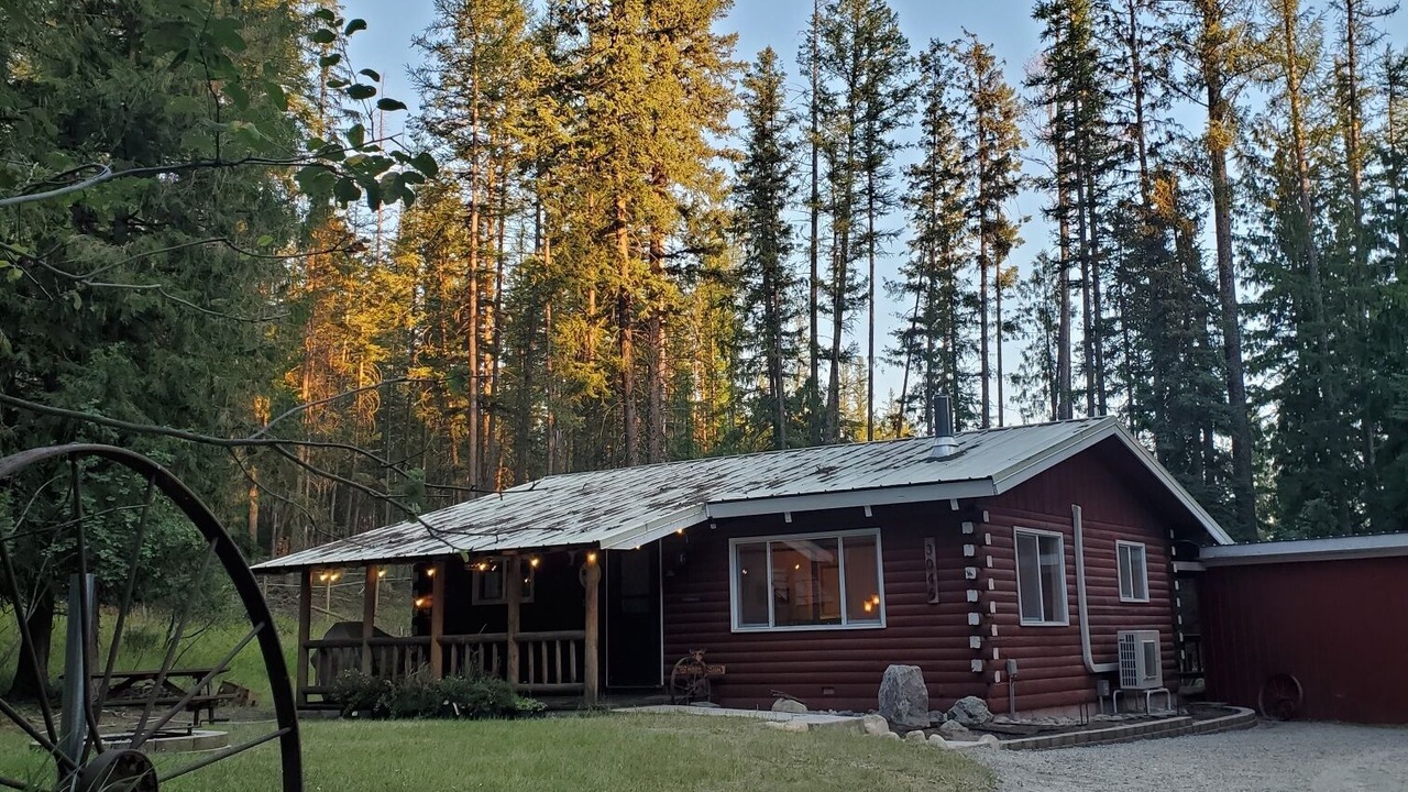 Photo of Others in Eureka