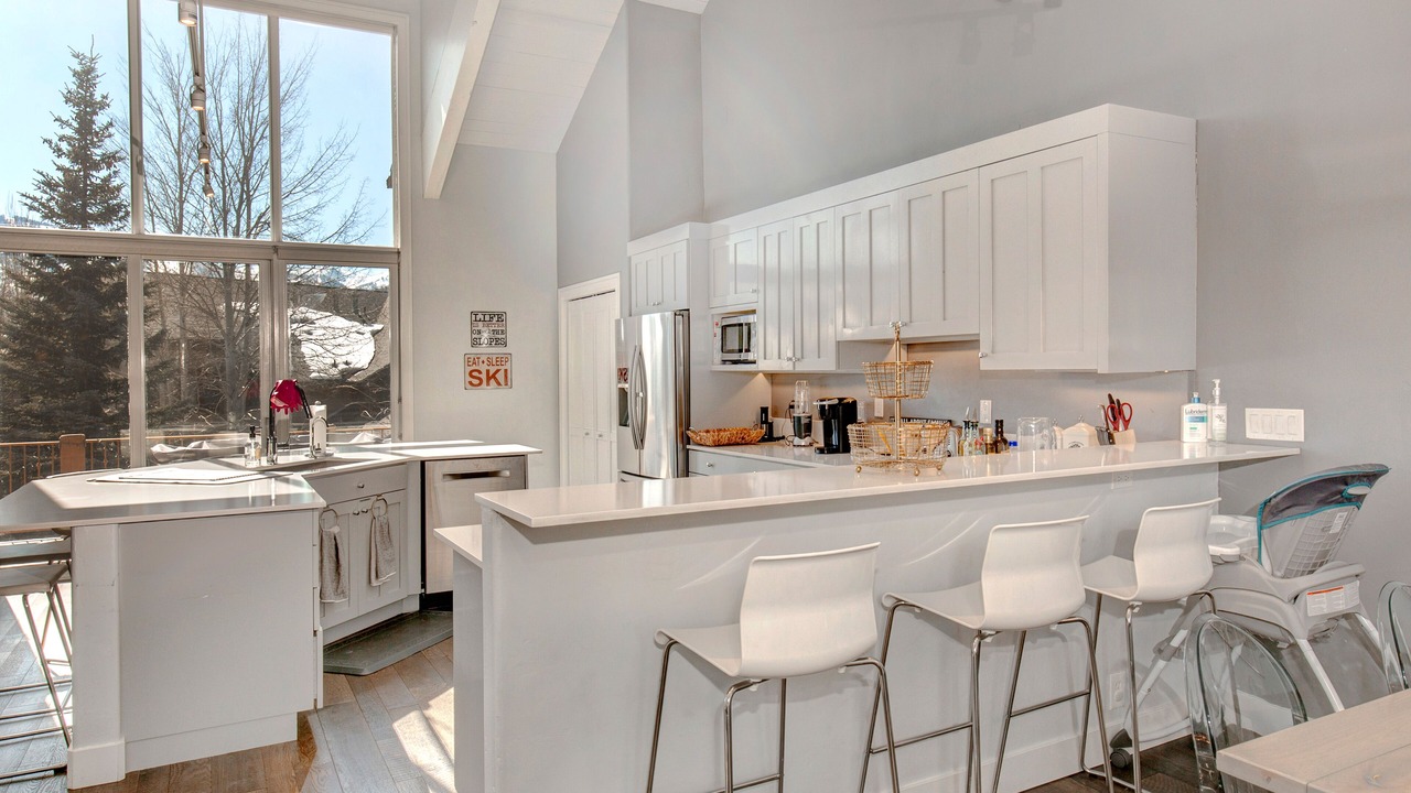 Photo of Kitchen in Park Meadows