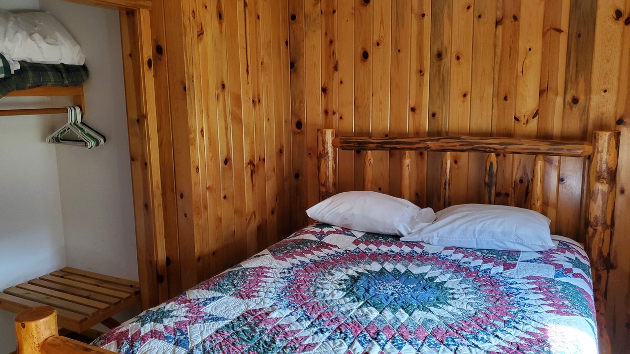 Photo of Bedroom in Clinton