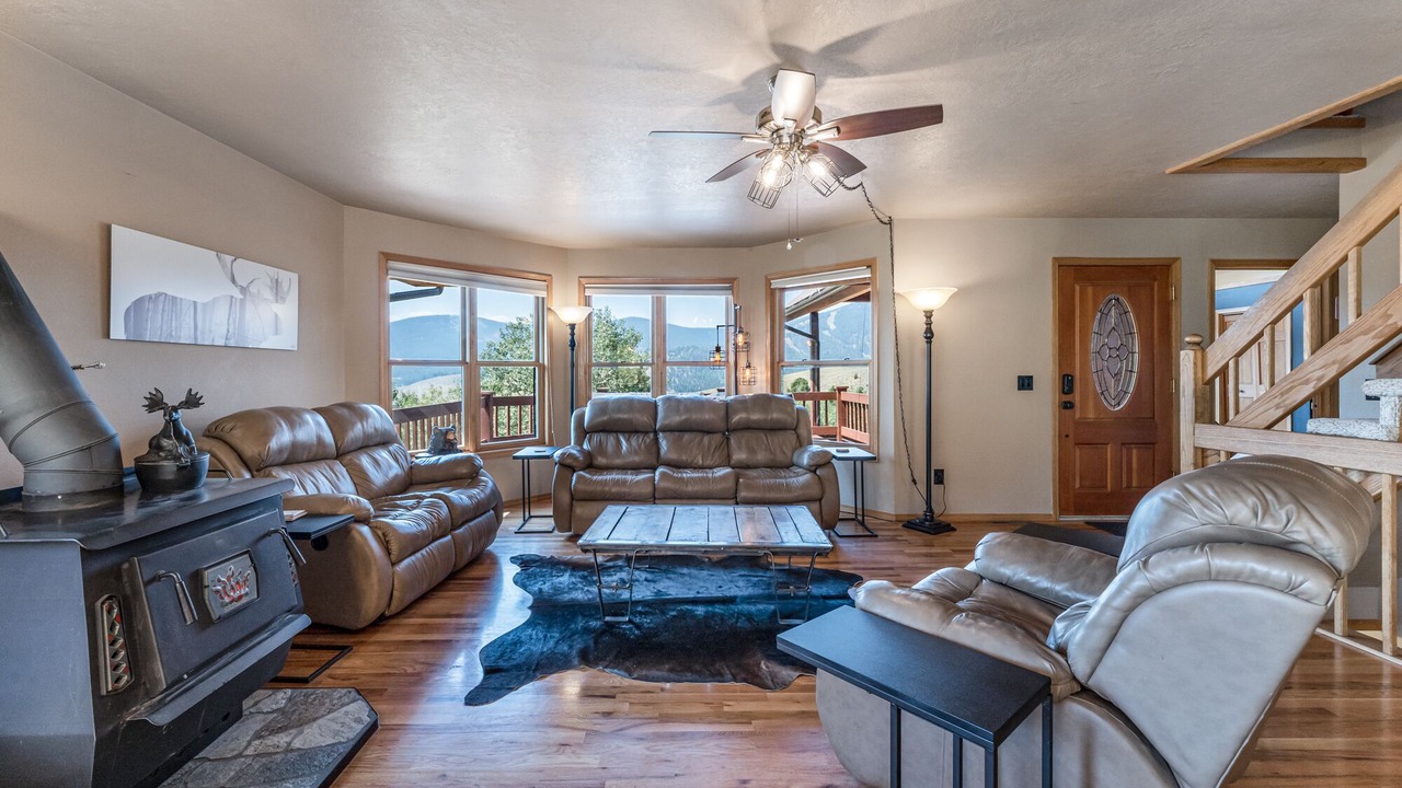 Photo of Livingroom in Polaris