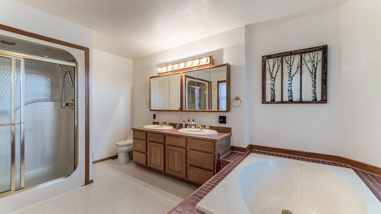 Photo of Bathroom in Polaris