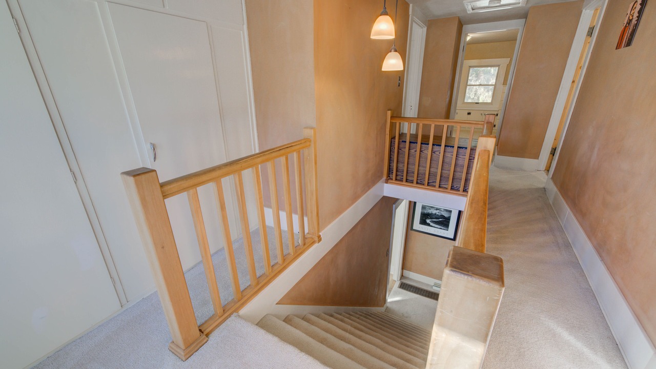 Photo of Others in Ennis