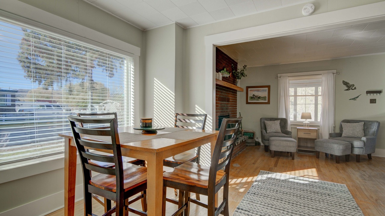 Photo of Others in Ennis