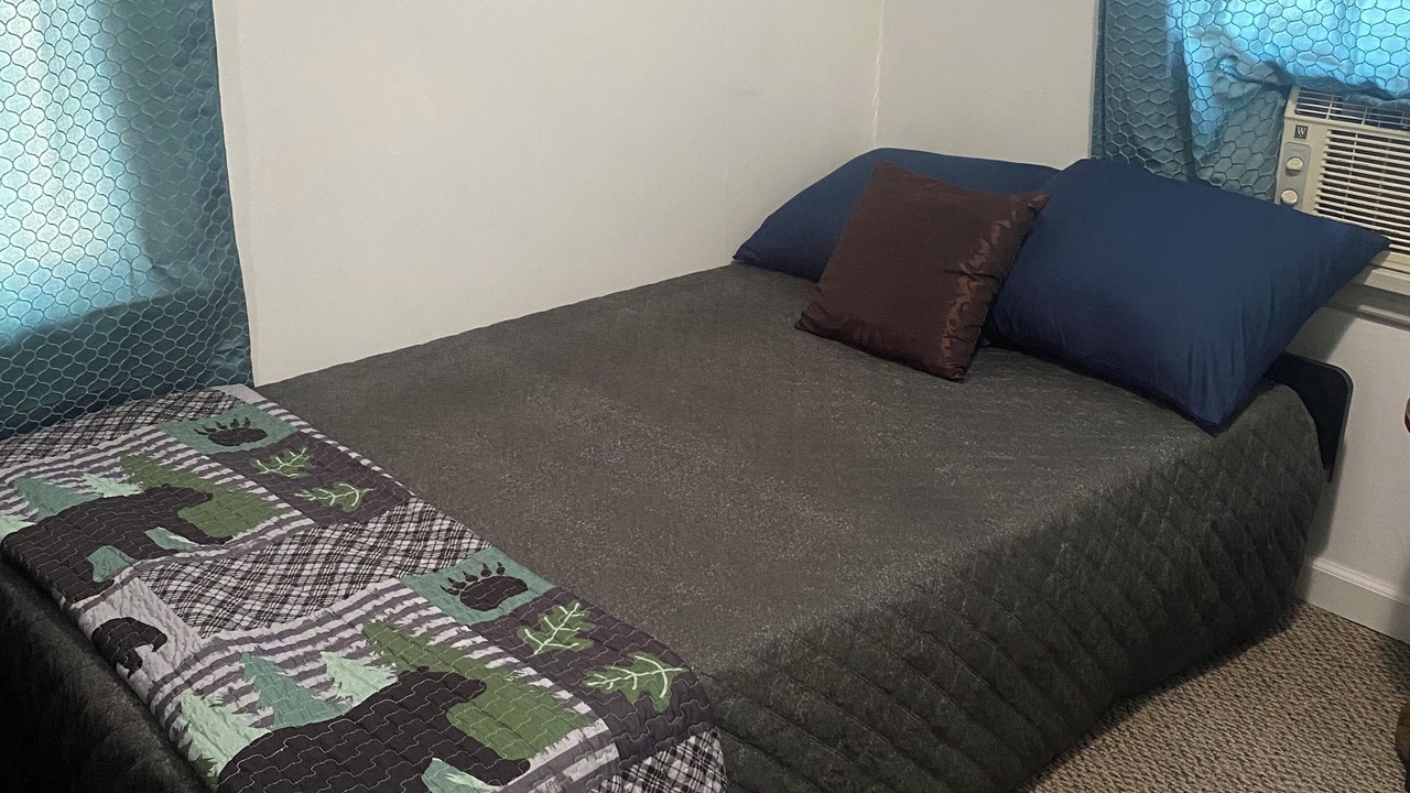 Photo of Bedroom in Plains
