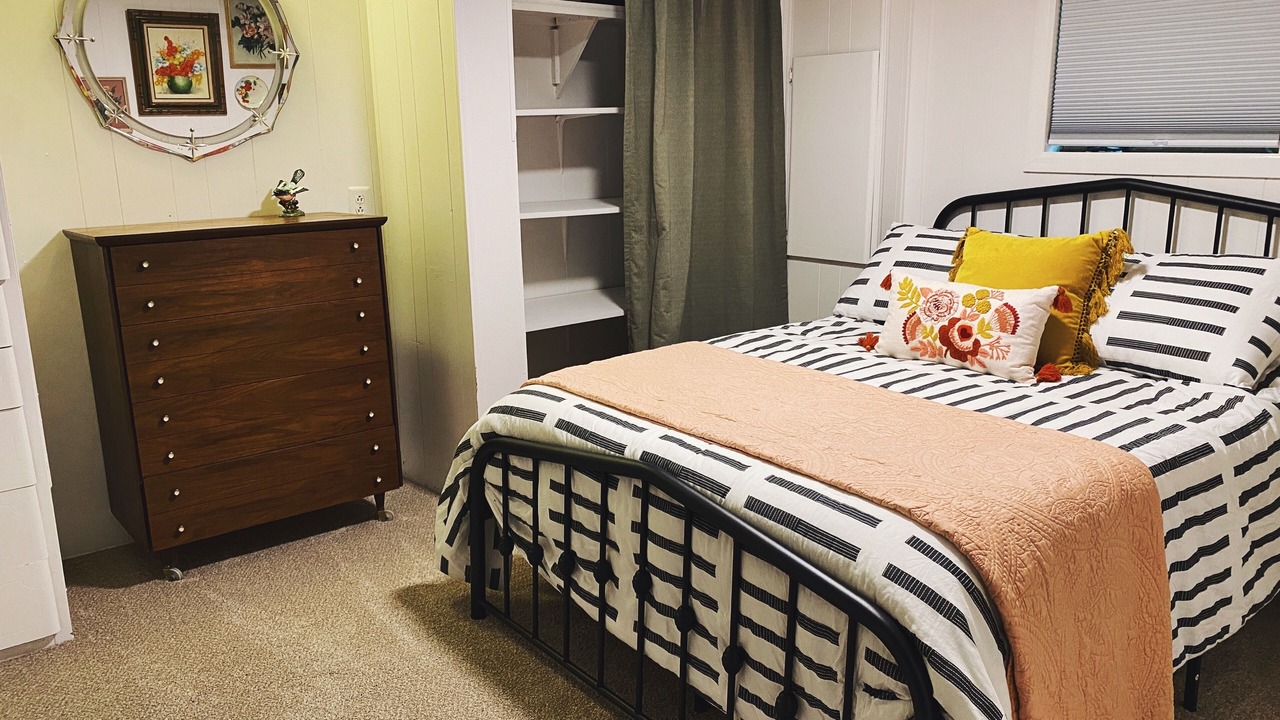Photo of Bedroom in Woods Bay