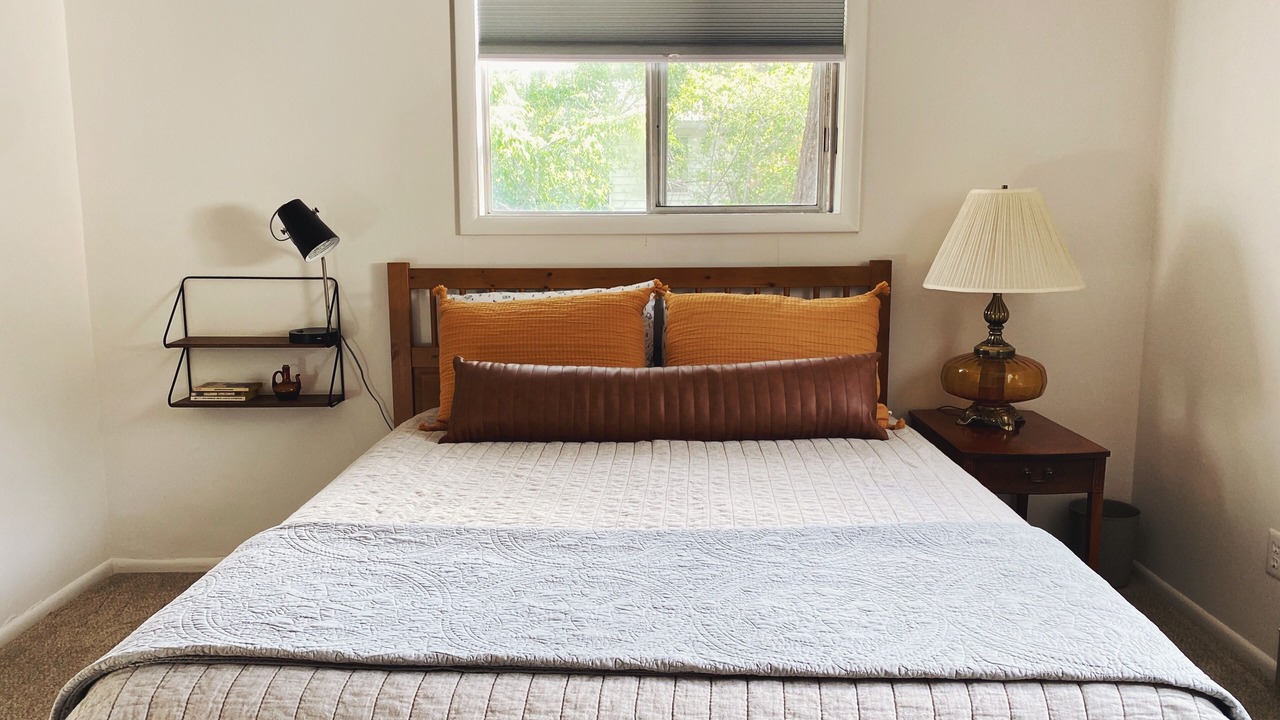 Photo of Bedroom in Woods Bay