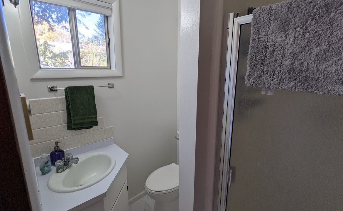Photo of Bathroom in Woods Bay