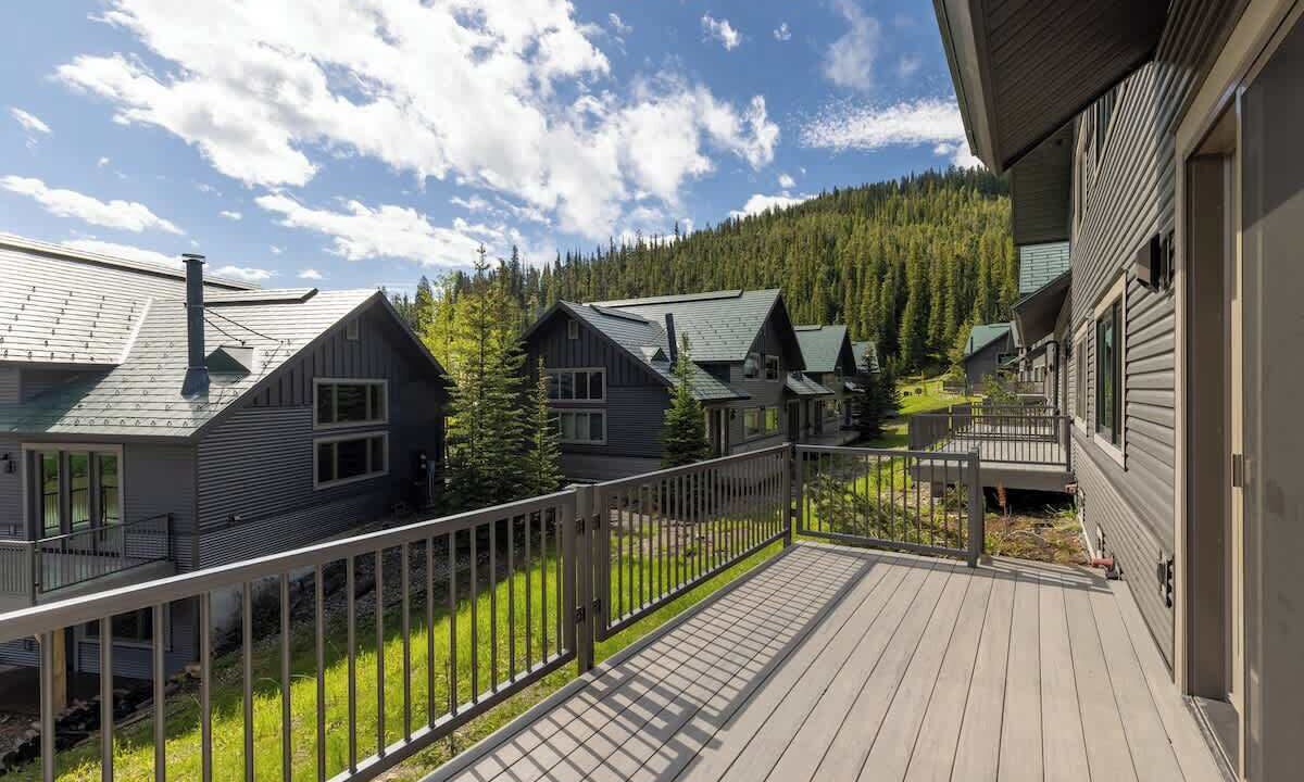 Photo of Patio Balcony in Big Sky