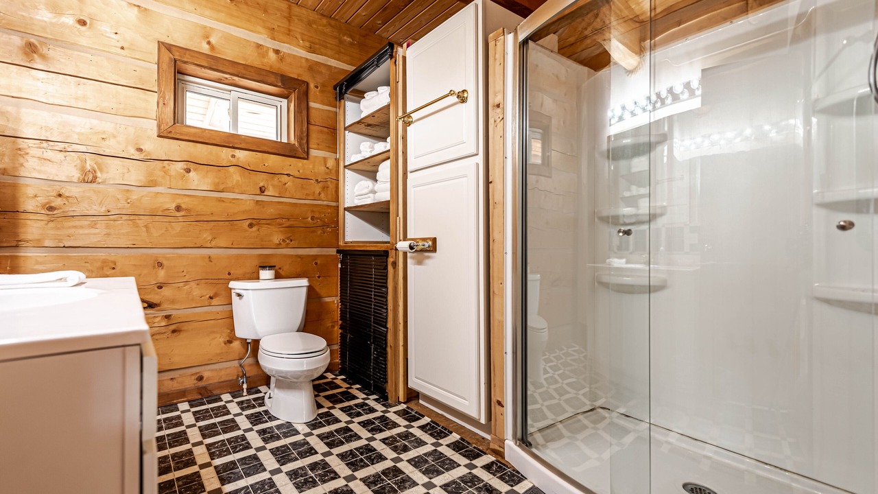 Photo of Bathroom in Superior