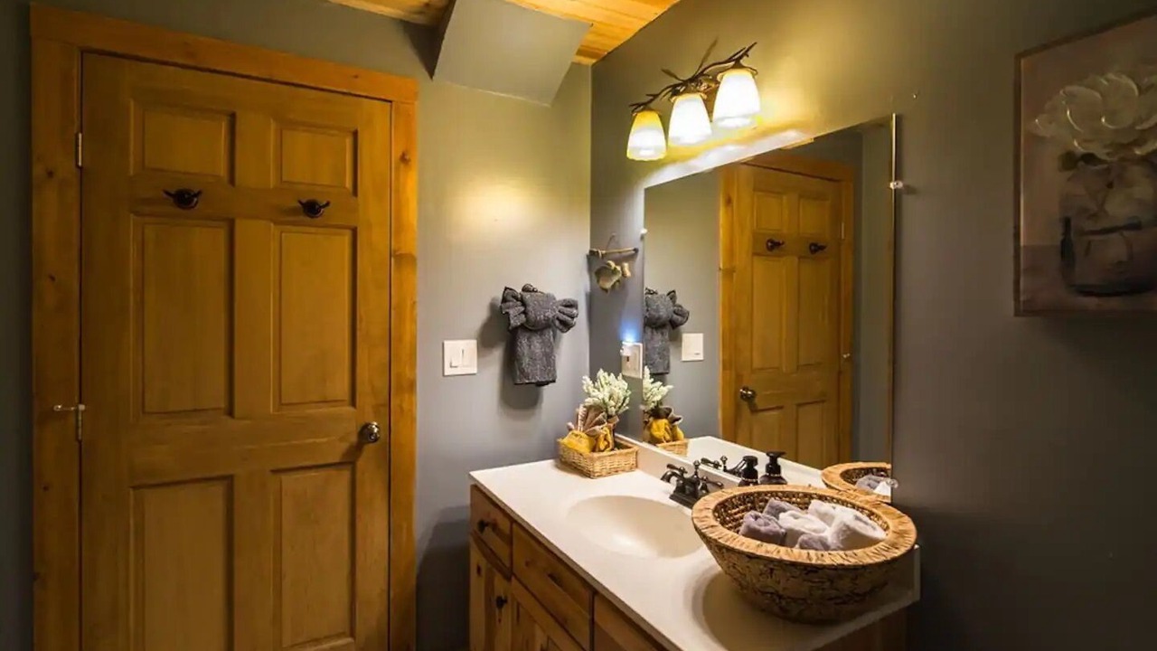 Photo of Bathroom in Red Lodge