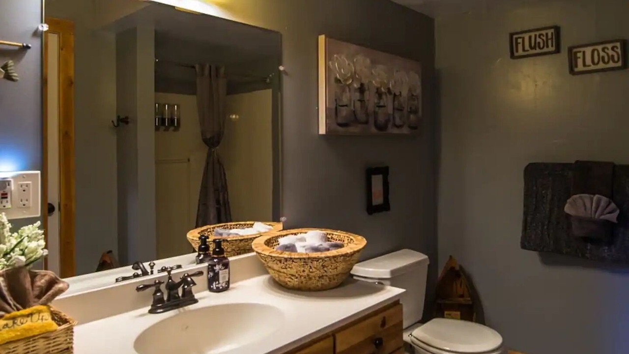 Photo of Bathroom in Red Lodge