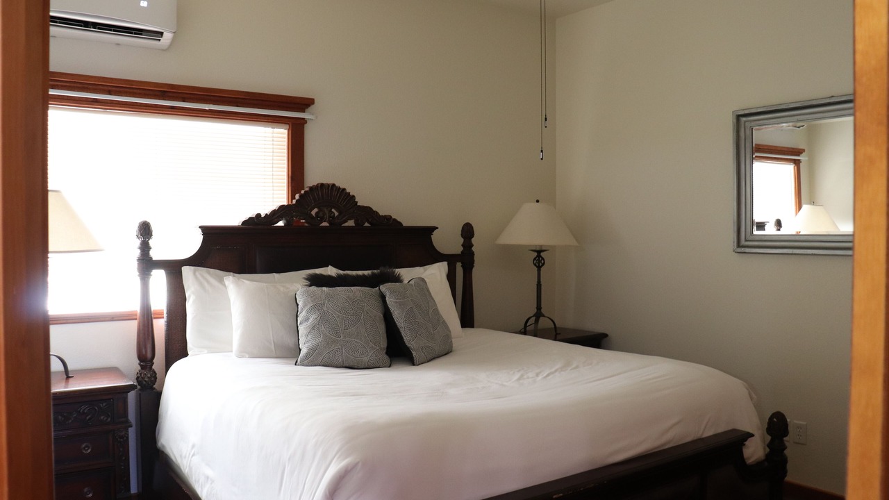 Photo of Bedroom in Darby