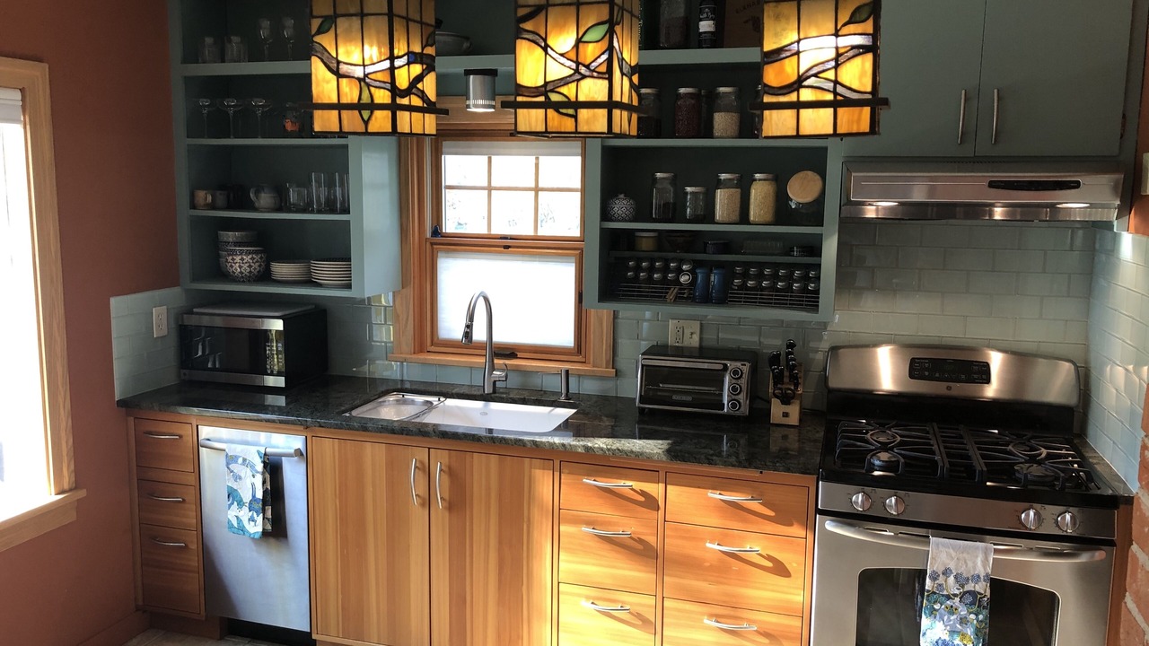 Photo of Kitchen in Lower Rattlesnake