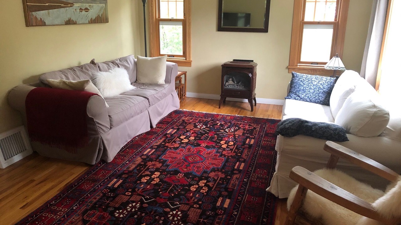 Photo of Livingroom in Lower Rattlesnake