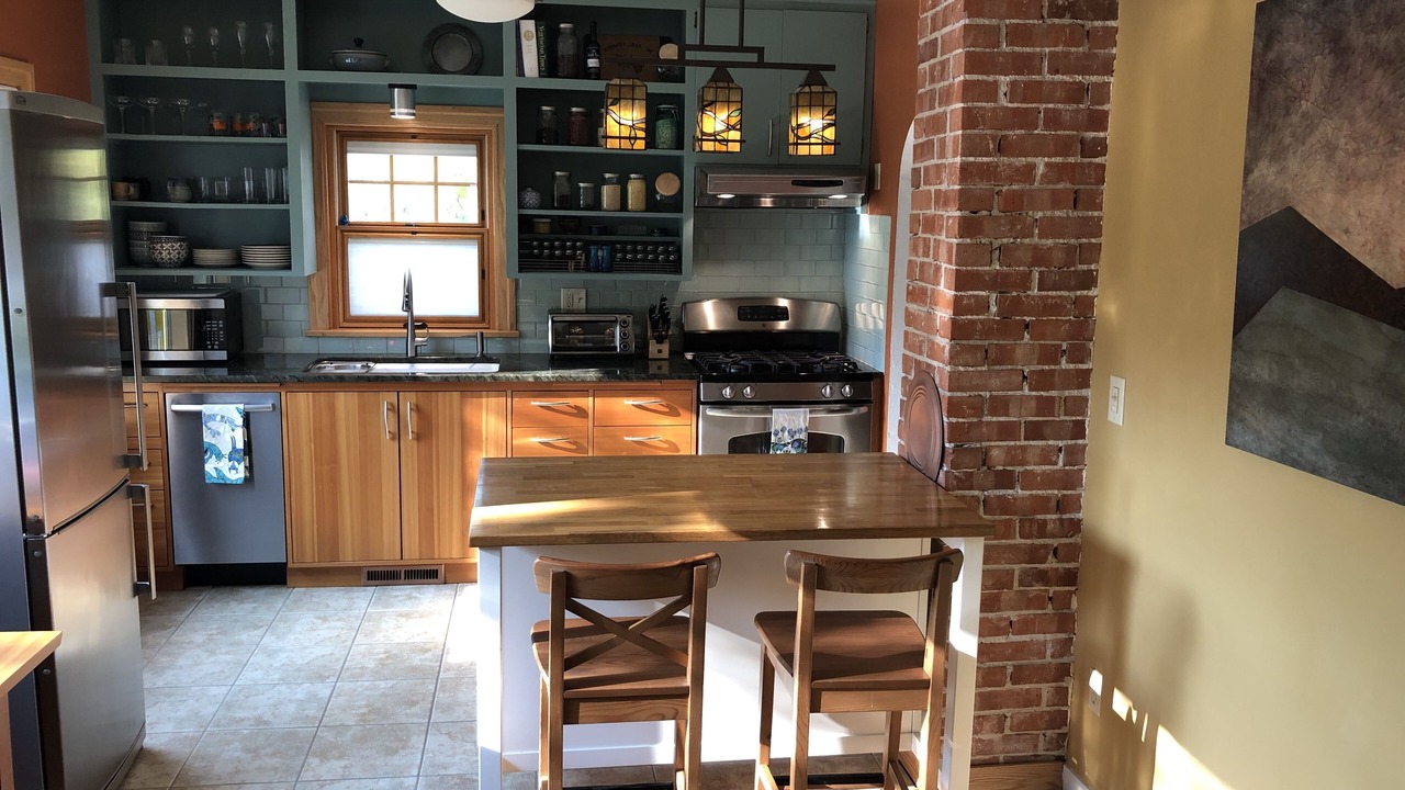 Photo of Kitchen in Lower Rattlesnake