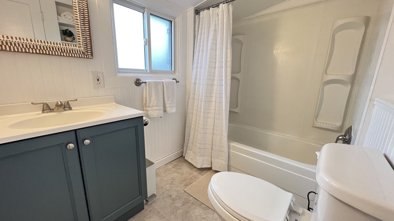 Photo of Bathroom in Anaconda
