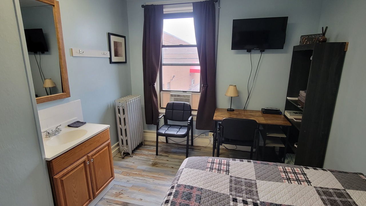 Photo of Bedroom in Dillon