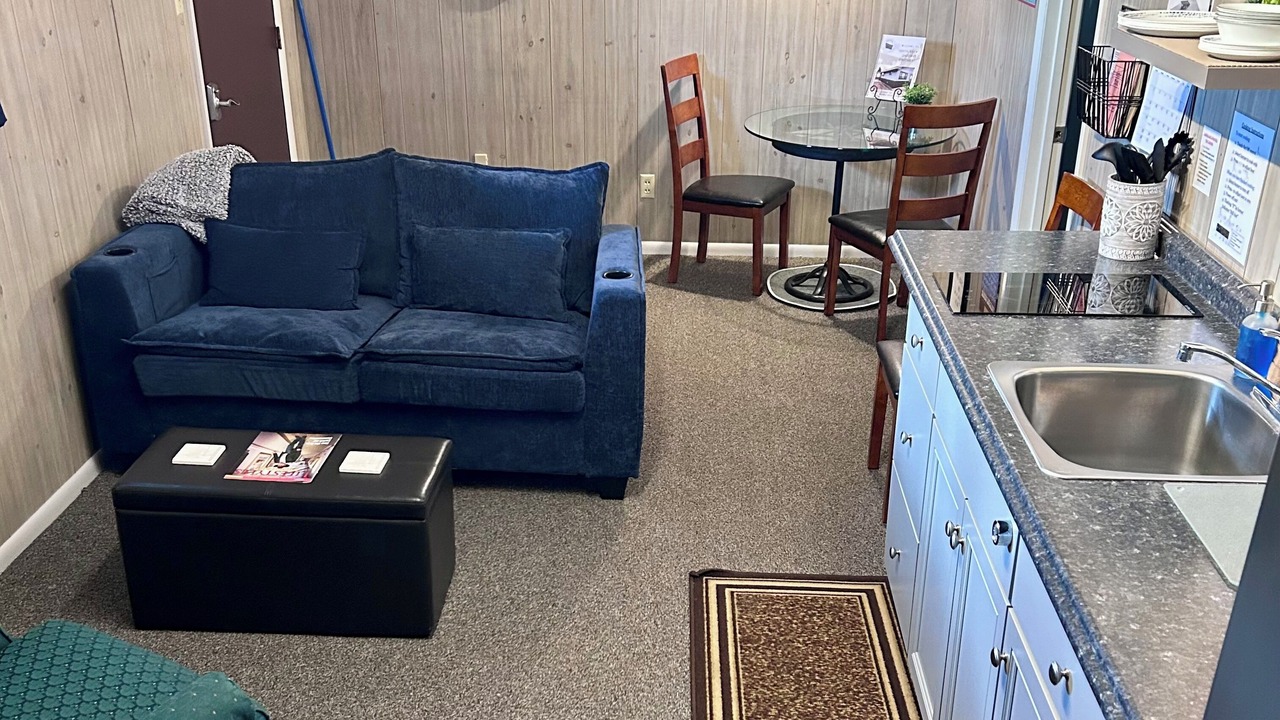 Photo of Livingroom in White Sulphur Springs
