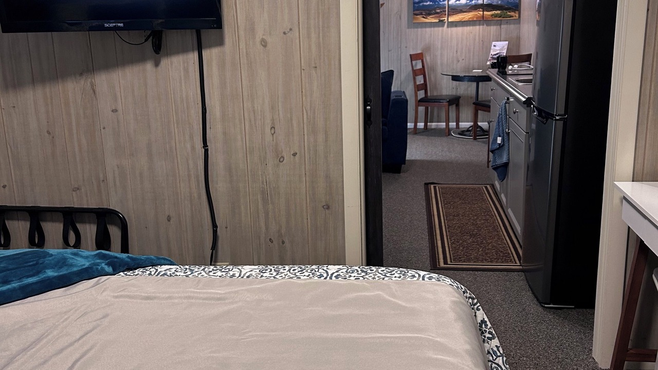 Photo of Bedroom in White Sulphur Springs