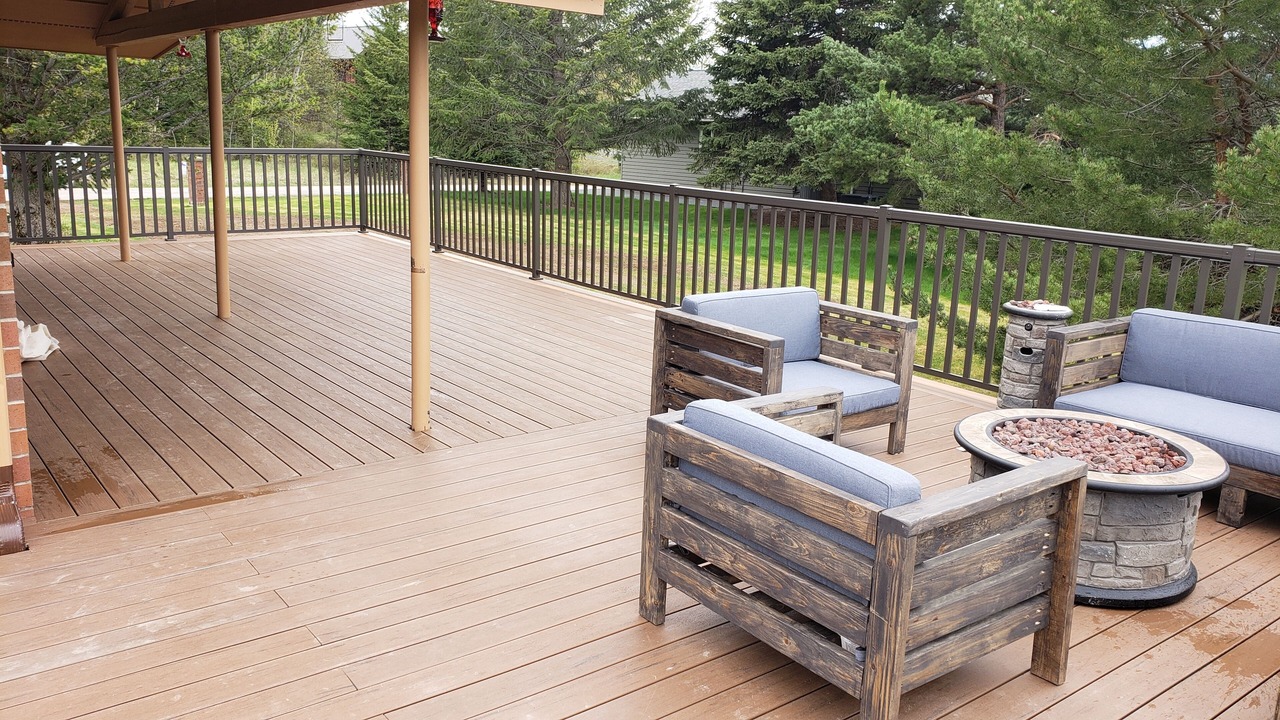 Photo of Patio Balcony in West Glacier