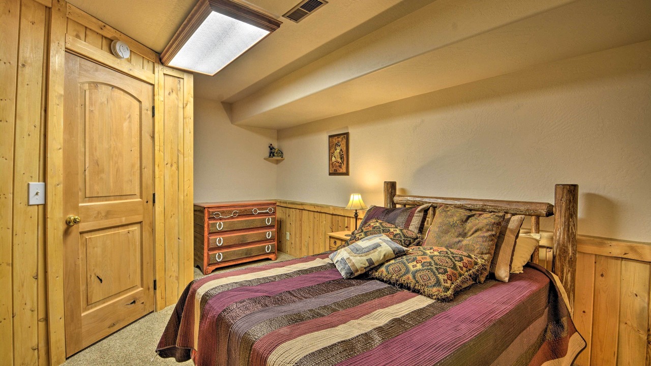 Photo of Bedroom in Conner
