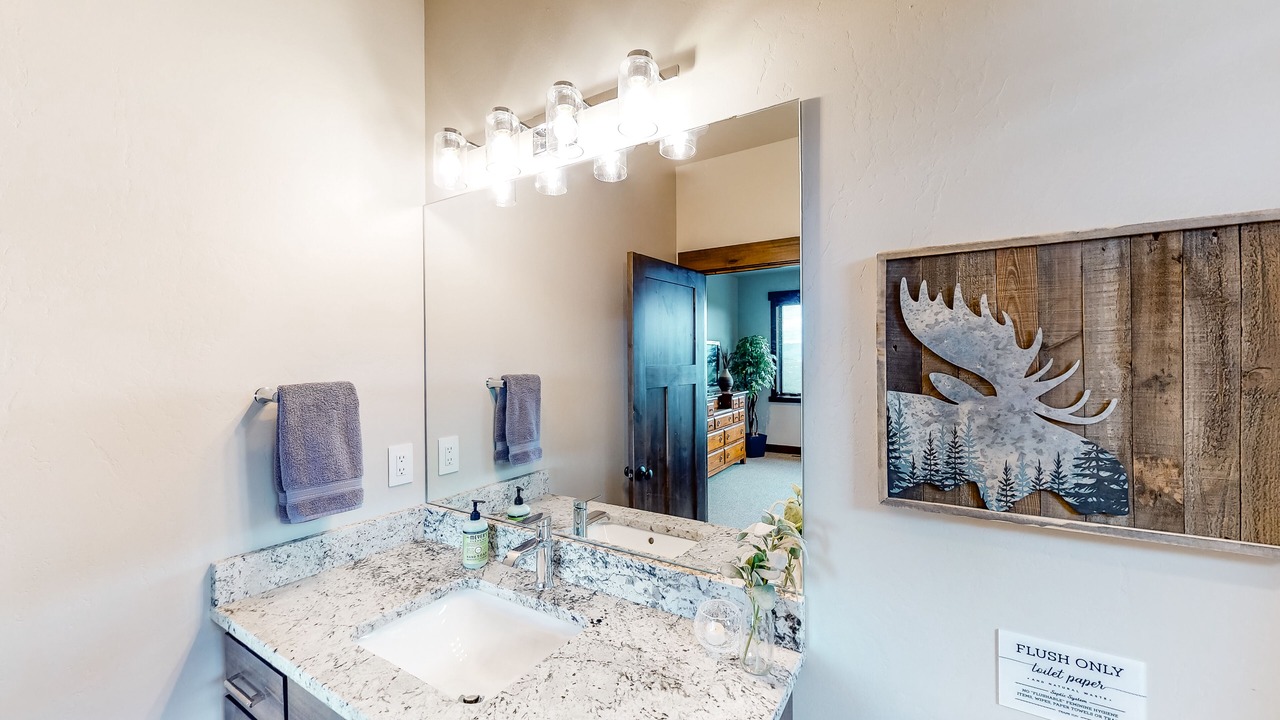Photo of Bathroom in Lakeside