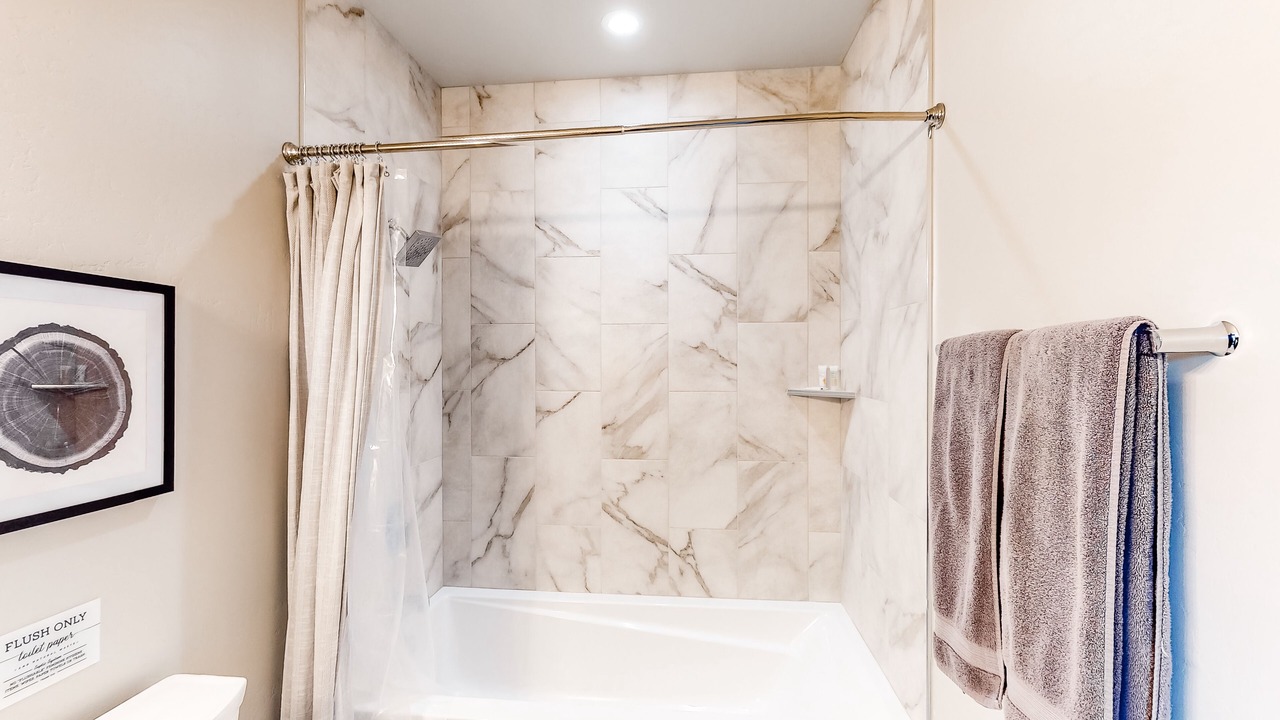 Photo of Bathroom in Lakeside
