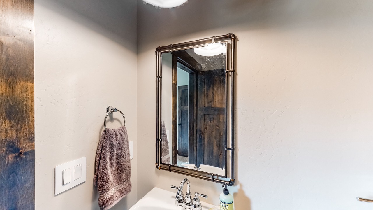 Photo of Bathroom in Lakeside