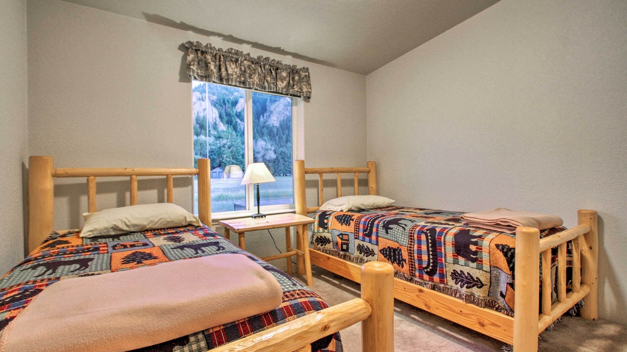 Photo of Bedroom in Cascade